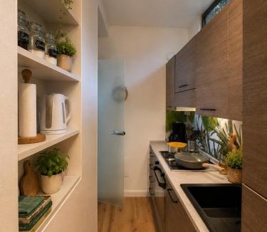 Aer Apartment | Elisa - Theater Home