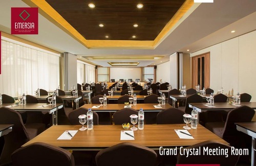 Batusangkar Hotel | Emersia Hotel & Resort Batusangkar