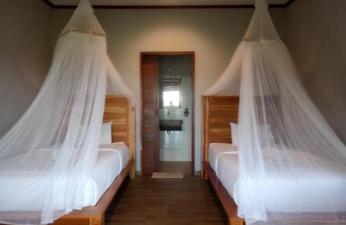Mendoyo Resort | Emir Surfcamp
