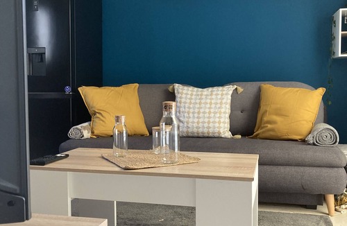 La Madeleine House | EN Ville: Maison Avec Jardin et Jacuzzi