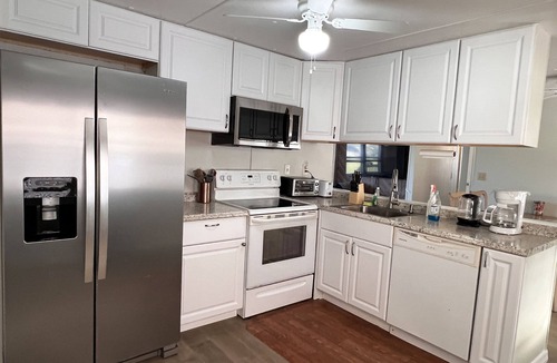 Kissimmee House | Entire Mobile Home on Big Nature Land, 10 mins from airport, 20 mins from Disney