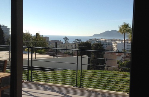 Cannes La Bocca Apartment | Eté indien à Cannes - Luxury sea view apartment with large terrace and swimming pool