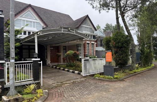 Cipanas Villa | Eton Asia Villas-Kota Bunga