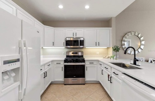 Reunion Condo | Exceptional 3 bed and 3 bath Reunion Resort condo, with stunning golf views!