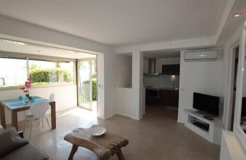 Saint-Laurent-du-Var Apartment | Exceptional Cote d'Azur, luxurious, 2 rooms, ground floor, direct beach access