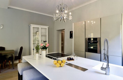 Old Town Apartment | Exceptional - Heart of the Old Town & 2mn from sea - Fully air-conditioned