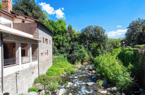 Loro Ciuffenna Apartment | Exclusive Resort & Waterfall - A19