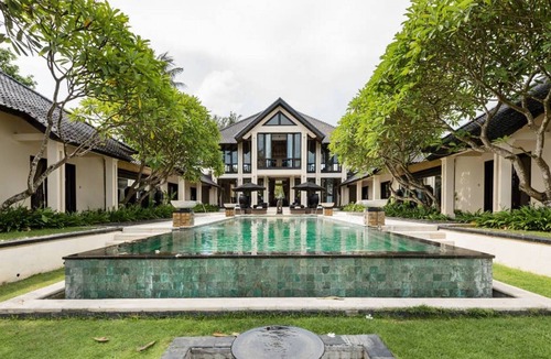 Sukawati Villa | Exclusive & Stylish Ocean View Villa with Private Chef