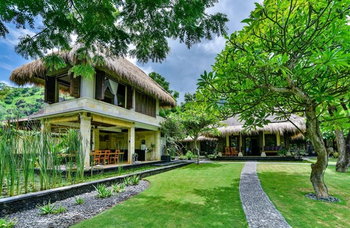 Pemuteran Villa | Exotic Beachfront Villa in the Serene North