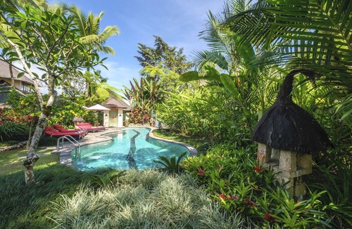 Kerta Villa | Extraordinary Escape with head-turning Style in Nature for Families