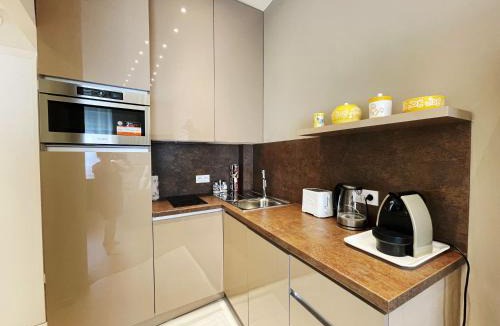 Eze Apartment | Ezevacances Studio Capuccino vue mer 5 mn plage 7 mn gare Wifi