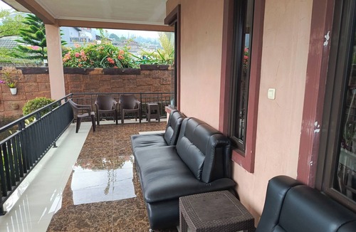 Ciloto Villa | F One Village