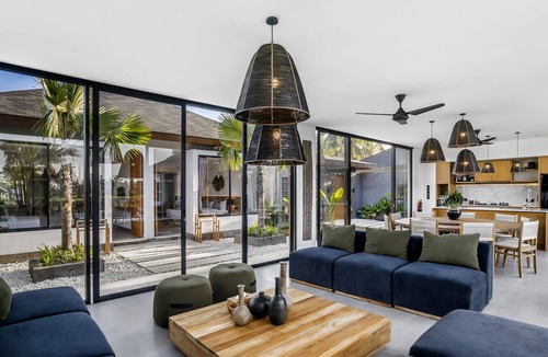 Pengosekan Villa | Family 5BR Paddy View Villa in the heart of Ubud