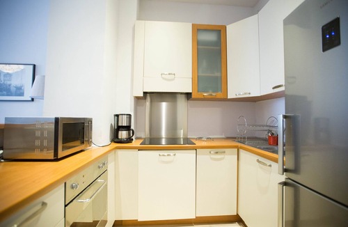 Vernier Apartment | Family-friendly apartment in an authentic neighborhood and its open market