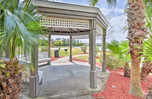 Lake Berkley House | Family home w/Resort Amenities! Close to Disney & Universal