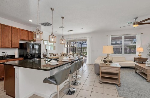 Kissimmee House | Family Resort - 8BR Mansion - Sleeps 18 - Private Pool, BBQ and Game Room!