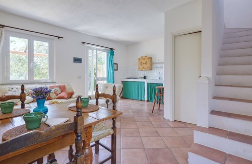 Nocchi House | Farmhouse La Gianna - House in the hills - Beach club in Viareggio included