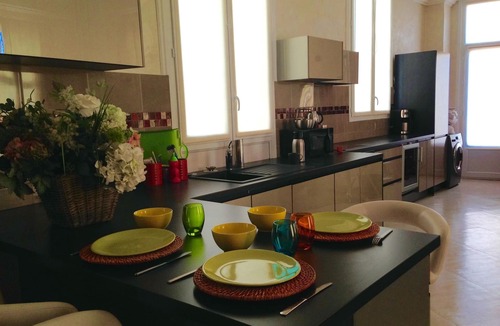 Beausoleil Apartment | Flat in Beausoleil, Monaco: double glazing, terrace, sea view & paying parking