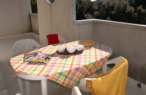Lignano Pineta Apartment | Flat with balcony and shared pool