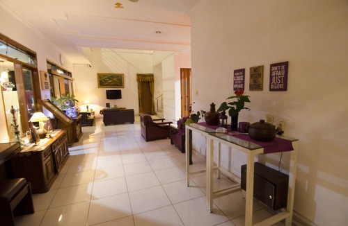 Bandung House | Fora Guest House Taman Lingkar