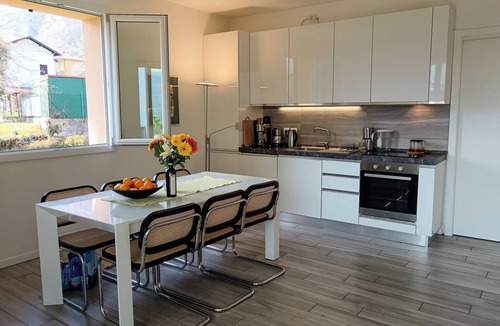Lenno Apartment | Fortuna Holiday Apartment with Pool