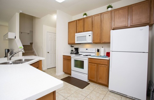 Bellavida House | Four Bedroom w/Screened Pool Close to Disney 4563