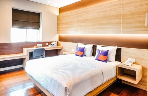 Tanjung Duren Utara Hotel | FOX Lite Grogol Jakarta