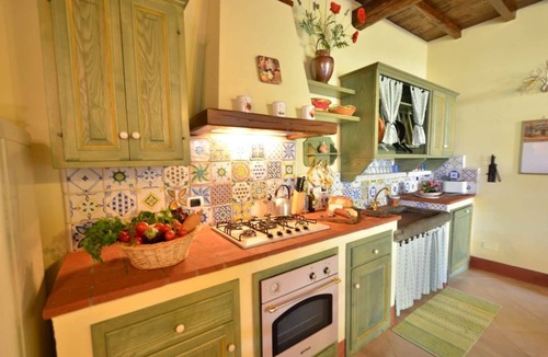 Licetro Apartment | Francesca 3, Villa Ricetro, Camaiore, Lucca and Viareggio