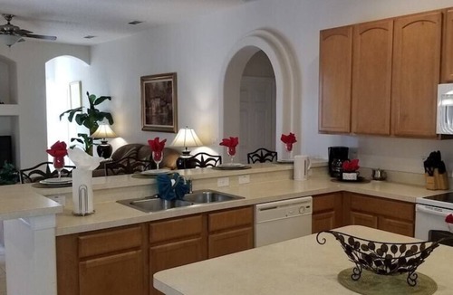 Legacy Park House | FREE POOL HEAT 5 Bedroom Private Pool Home Close to Disney