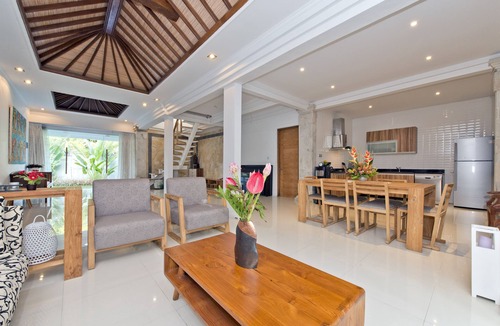 Sanur Villa | Fresh and modern 4 bedroom Villa In Sanur