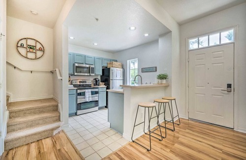 Venetian Bay Villages House | Freshly Renovated 4 Bedroom In Quiet Venetian Bay Next to Nature Reserve