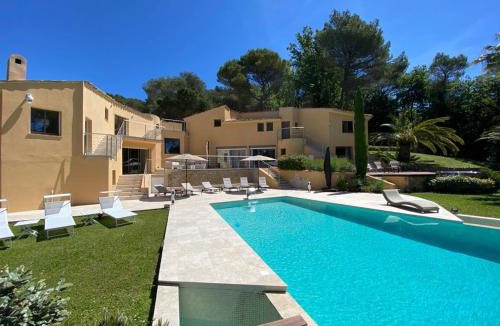 Mougins Villa | FRGK DATCHA "Villa Prestige Mougins"