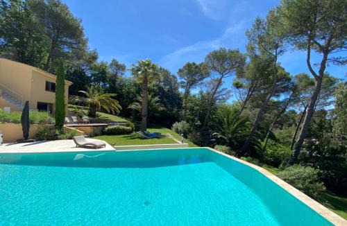 Mougins Villa | FRGK DATCHA "Villa Prestige Mougins"