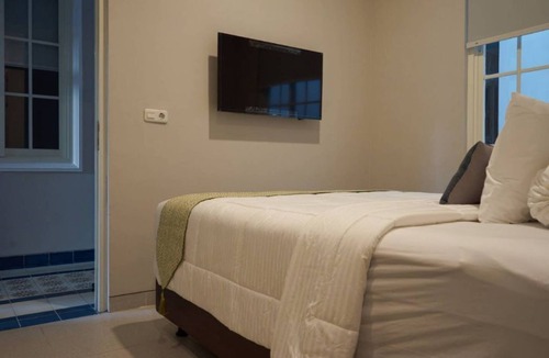 Surabaya House | Friendly Guest House environment in the centre of Surabaya City.