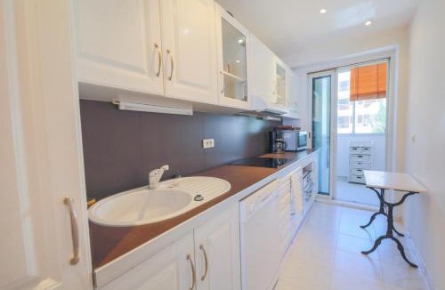 Juan-les-Pins Apartment | Front de Mer vue panoramique PARKING SECURISE
