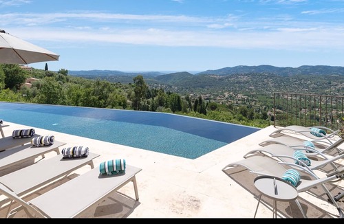 Speracedes Villa | Fully booked all summer. Provence is often at its best in the autumn. Book now!