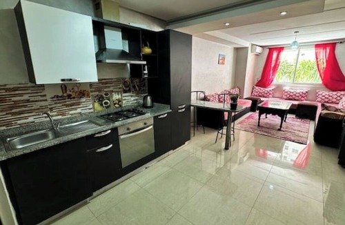 Cite Al Mohammadi Apartment | Fully-equipped studio, pool view.