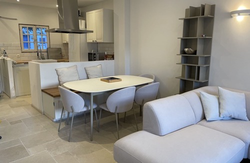 Port Grimaud House | Fully renovated fisherman's house, due west, 12x4m mooring