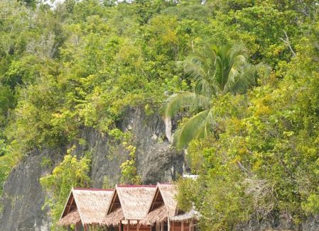 Sawinggrai House | GAM BAY bungalow's