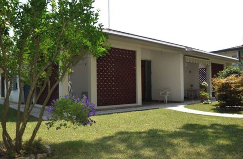 Bibione Lido dei Pini Villa | Garden oasis - Beahost Rentals
