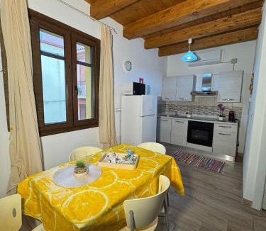 Villanova Monteleone House | Ginepro Home Holidays