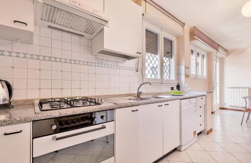 Lido di Camaiore Apartment | GOLDEN LUXE - Crispi Apartment in Lido di Camaiore