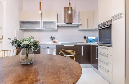 Radi Apartment | Golden View - Dream farmhouse in Tuscany with sauna and hot tub
