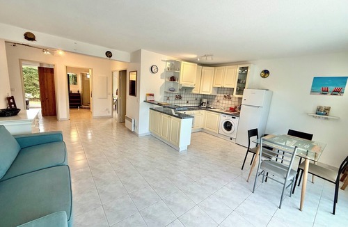 Golfe Juan Apartment | Golfe-Juan – 4 People – Garden & Garage
