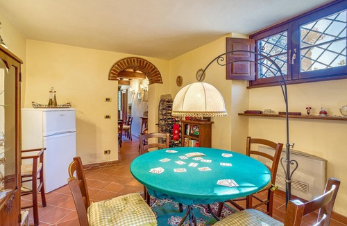 Monte San Savino House | Gorgeous home in Monte San Savino with WiFi