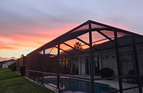 Sunset Lakes Villa | Gorgeous lakeside villa with pool, close to Disney