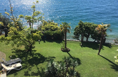Gardone Riviera Apartment | Gorgeous Property Waterfront In An Exclusive Location. Private Beach.