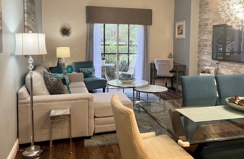 Hillcrest Estates Condo | Gorgeous! 'Villa Lucaya' Updated 3 /2 NEAR DISNEY! No Resort Fees!