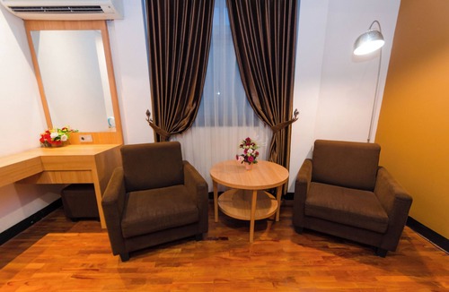 Surabaya Hotel | Graha Widya Bhakti at STIESIA Surabaya