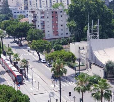 Saint-Augustin Apartment | Grand Appartement 5 chambres, 5 télévision , 95 m2, vue mer, tramway sur place, gare train 2 min, aéroport 5 min , Large Apartment 5 bedrooms, 5 televisions, 95 m2, sea view, tram on site, train station 2 mins, airport 5 mins